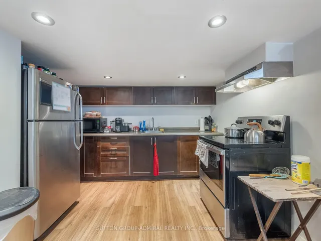 Additional image 36 of 495 Aberdeen Ave