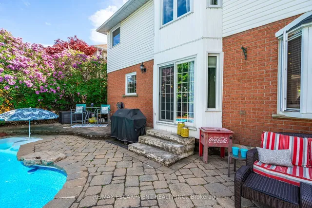 Additional image 30 of 2431 Baxter Cres