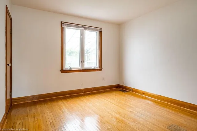 Additional image 31 of 424 Cochrane Rd