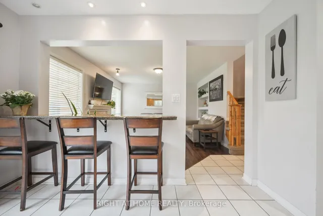 Additional image 8 of 477 Farlow Cres