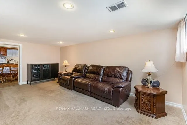 Additional image 20 of 35 Clairton Cres