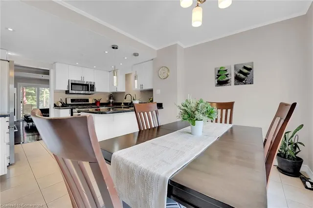 Additional image 4 of 10 Edgewater Dr