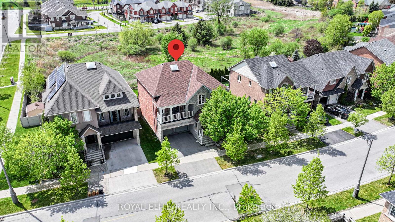 Primary image of 4 ALHART STREET|Richmond Hill (Jefferson), Ontario L4E5E7