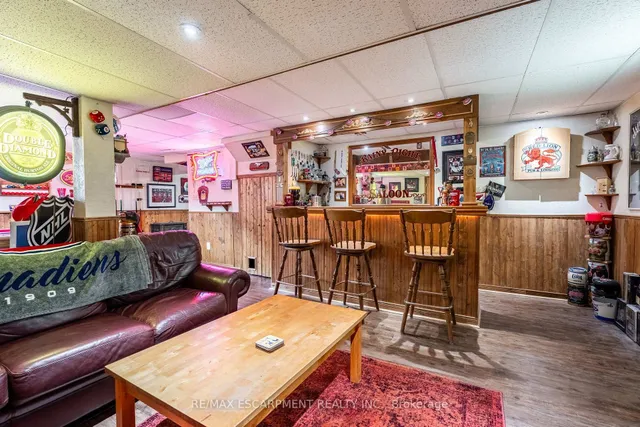 Additional image 39 of 24 Vance Cres