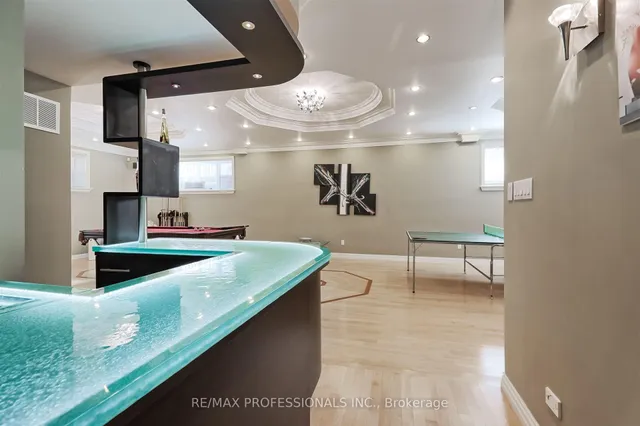 Additional image 41 of 18 Northglen Ave