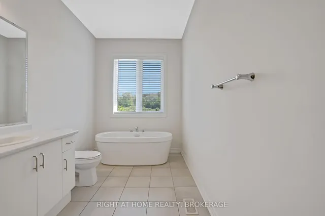 Additional image 26 of 19 Robarts Dr