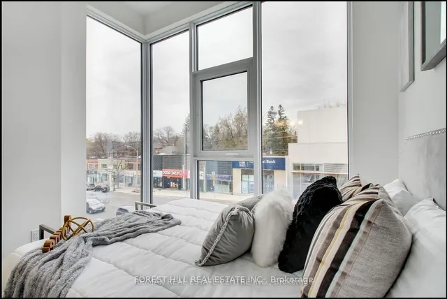 Additional image 14 of 2020 Bathurst St Unit 211