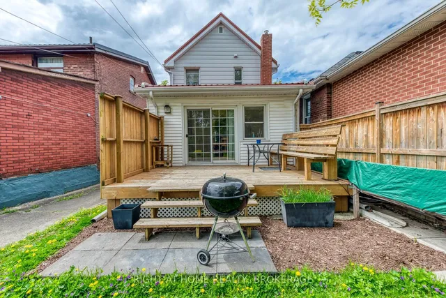 Additional image 43 of 39 Sixteenth St