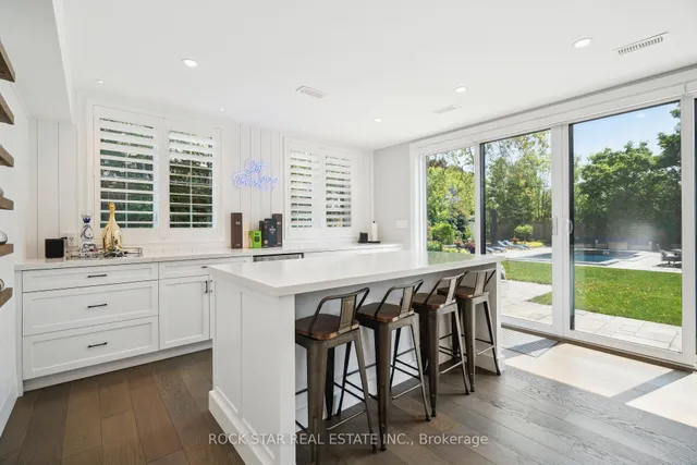 Additional image 31 of 298 Kent Cres