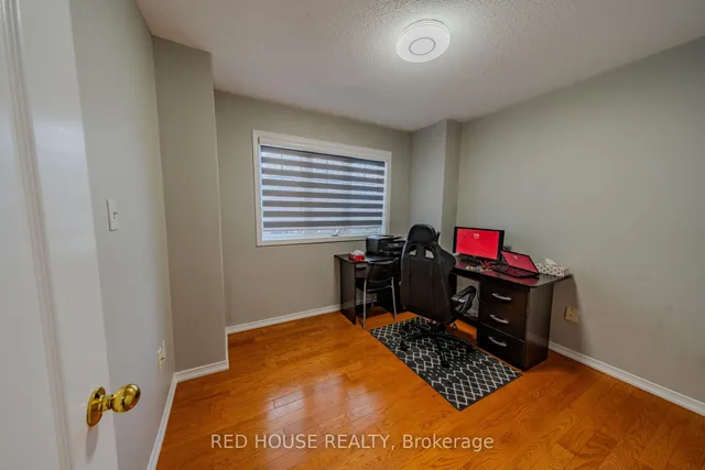 Additional image 41 of 46 Passfield Tr