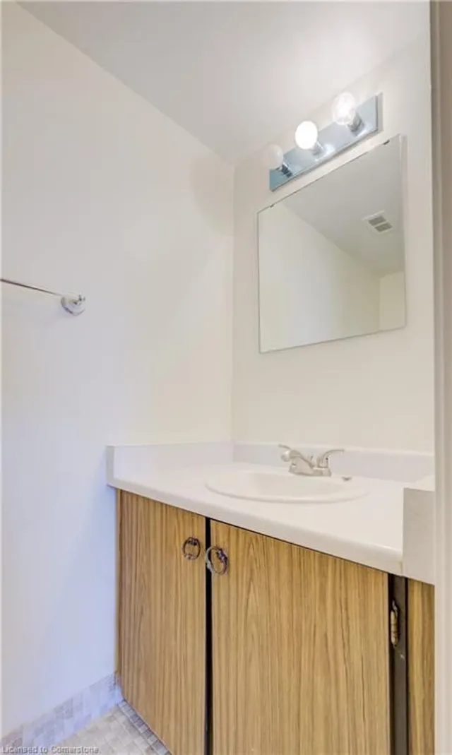 Additional image 22 of 716 The West Mall Unit 1109