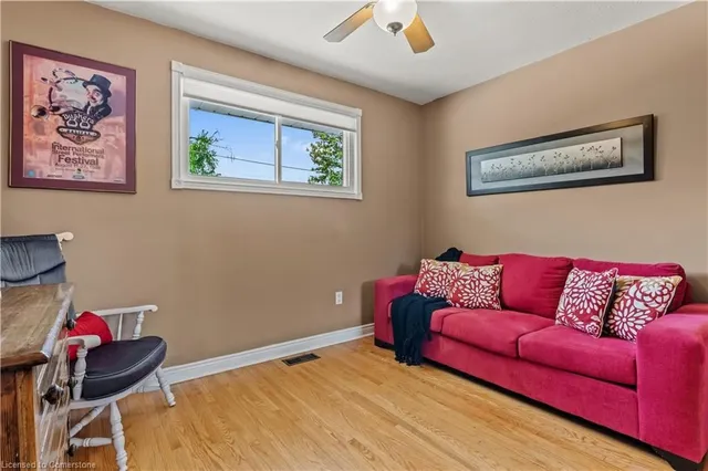 Additional image 21 of 380 Bryant Cres