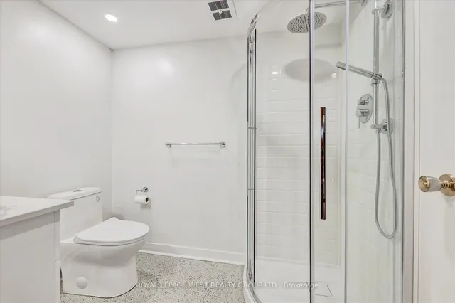 Additional image 29 of 68 Castlebar Rd