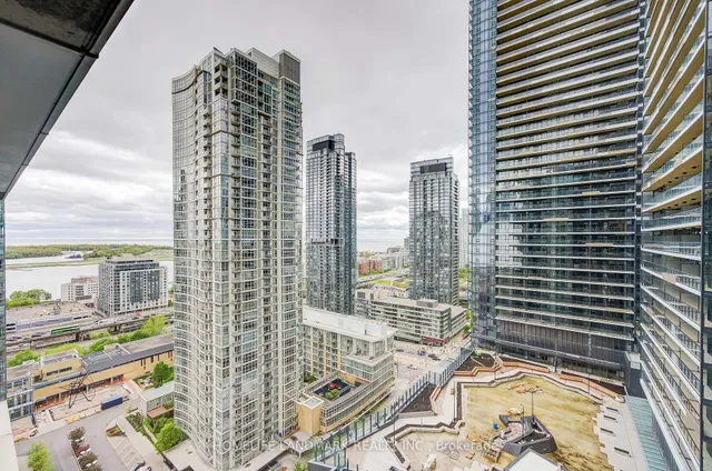 Additional image 17 of 81 Navy Wharf Crt Unit 2807