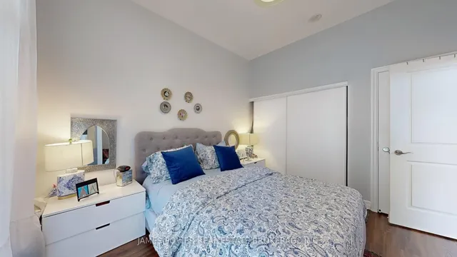 Additional image 24 of 58 Marine Parade Dr Unit 439