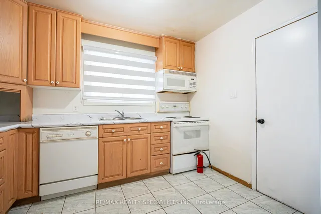 Additional image 12 of 155 Massey Ave