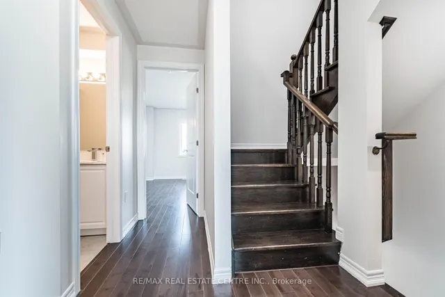 Additional image 21 of 31 Bayonne Dr