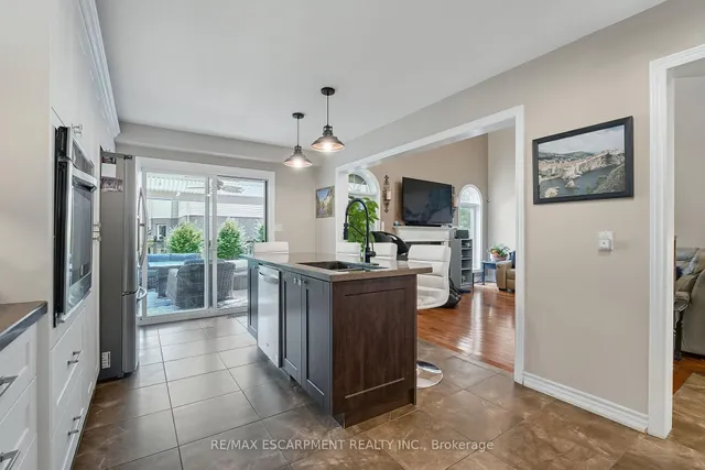 Additional image 11 of 4102 Bianca Forest Dr