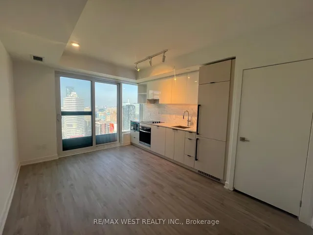 Additional image 9 of 252 Church St Unit 3802