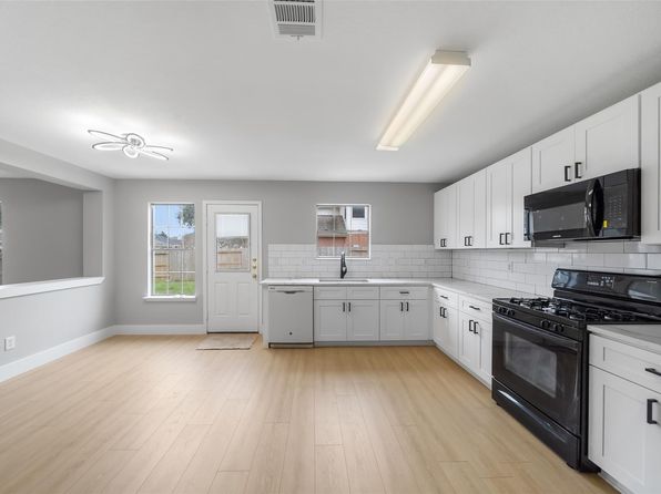 6718 Wild Pecan Trl, Houston, TX 77084
