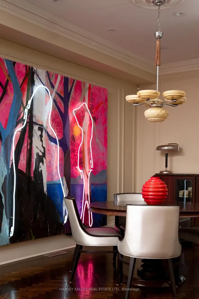 Additional image 10 of 12 Macpherson Ave Unit 3