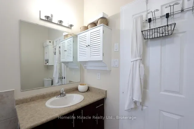 Additional image 24 of 2 Bridleridge St