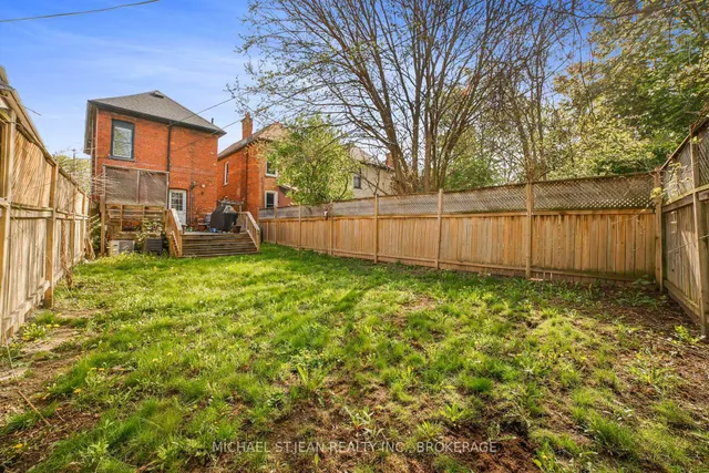 Additional image 32 of 461 Main St