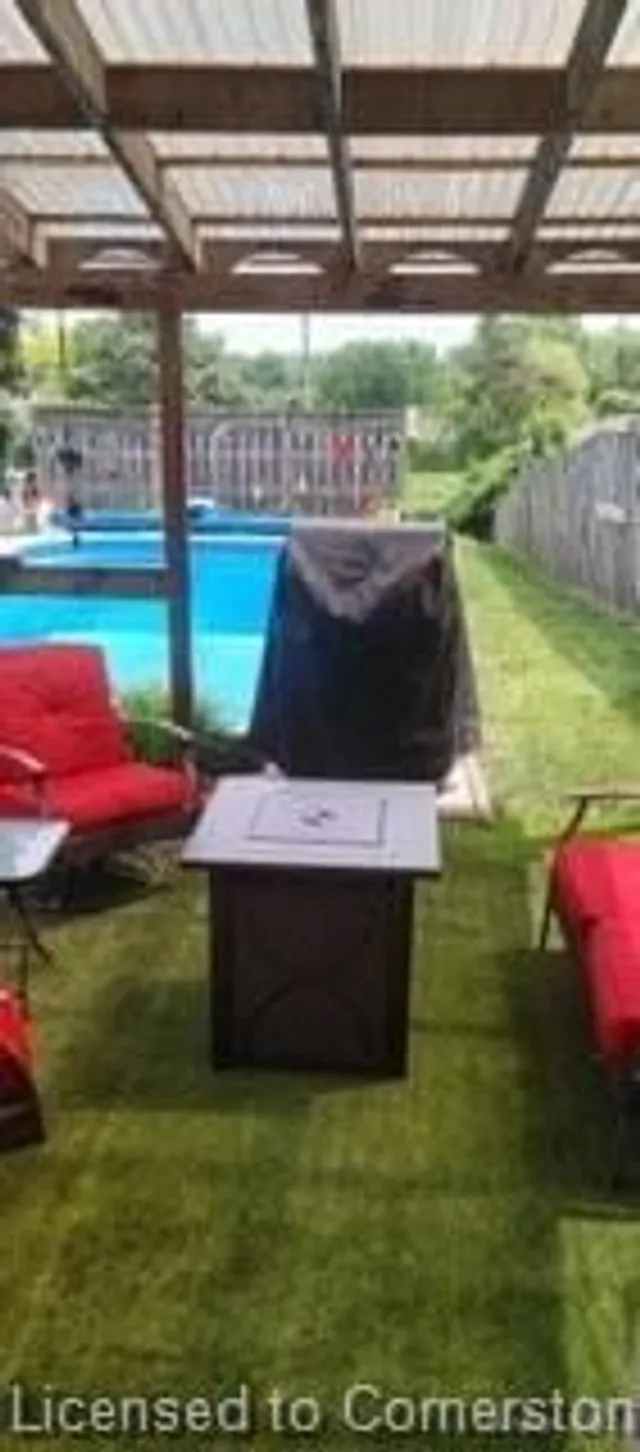 Additional image 16 of 37 Briar Knoll Dr