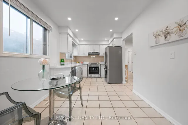 Additional image 11 of 41 JUNIPER Dr