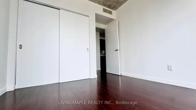 Additional image 6 of 281 Mutual St Unit 1005