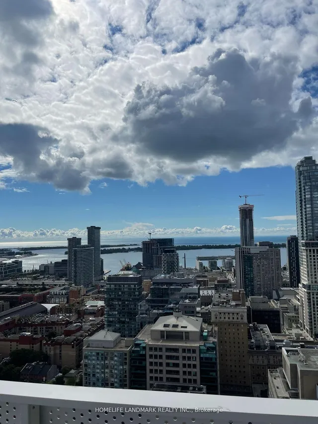 Additional image 11 of 20 Lombard St Unit 3703