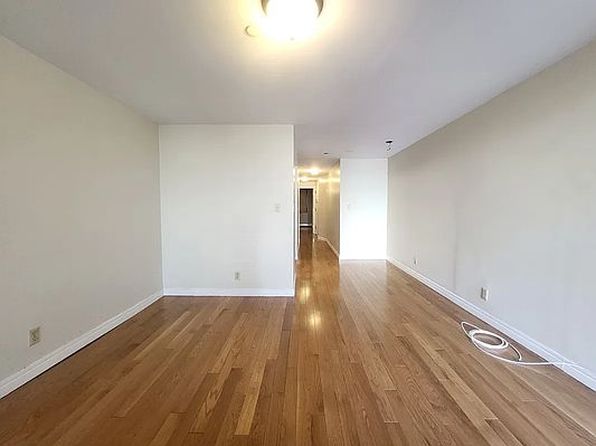321 W 137th St, New York, NY 10030