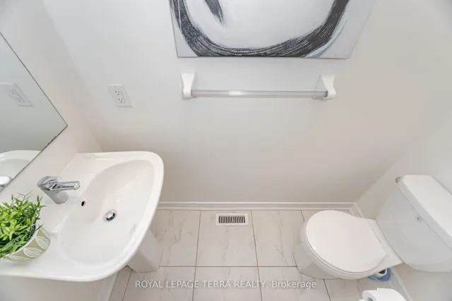 Additional image 37 of 47 Cobriza Cres