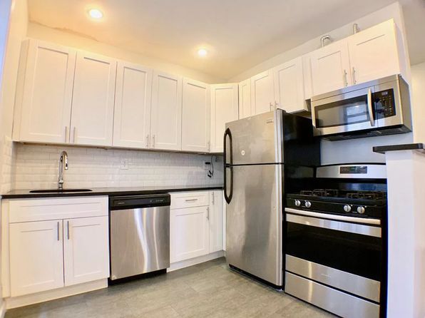 75 Ellwood St #2A, New York, NY 10040