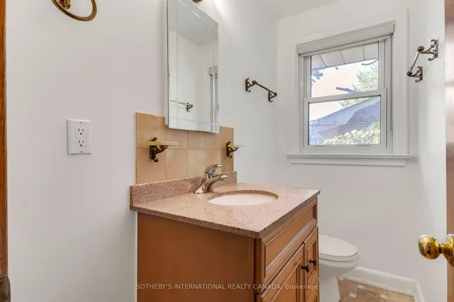 Additional image 27 of 9 Queensborough Cres