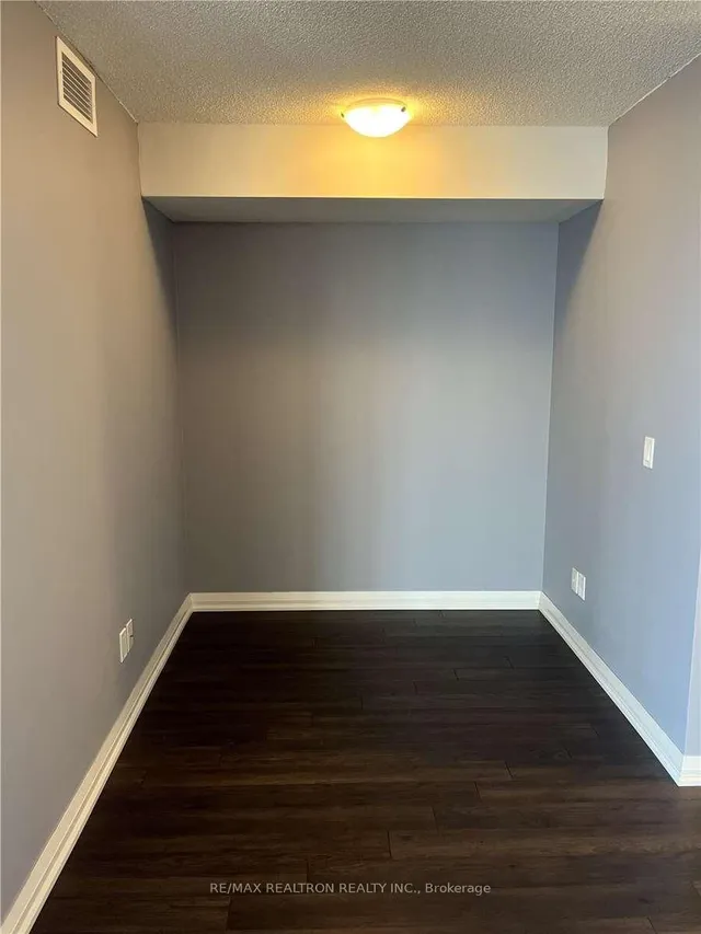 Additional image 11 of 30 Meadowglen Pl Unit 2505