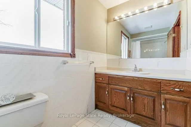 Additional image 32 of 462 Dundurn St