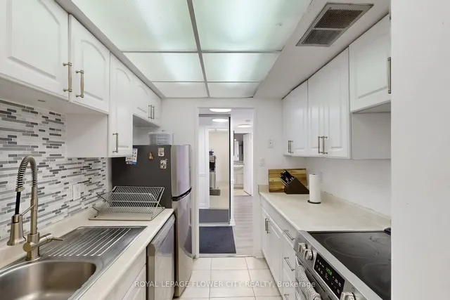 Additional image 18 of 1333 Bloor St Unit 1102