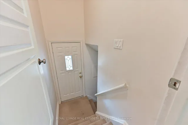 Additional image 24 of 8 Baskerville Cres