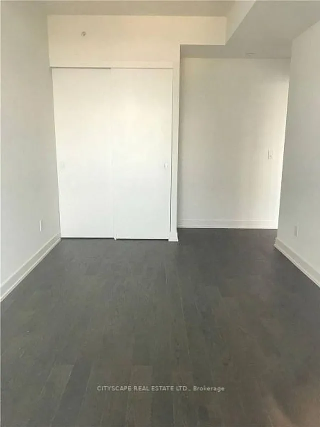 Additional image 15 of 25 Richmond St Unit 1717