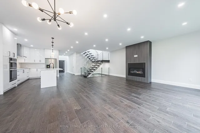 Additional image 14 of 18 Bellman Ave