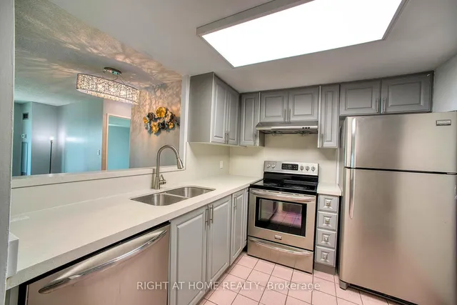 Additional image 11 of 8 Lee Centre Dr Unit 913