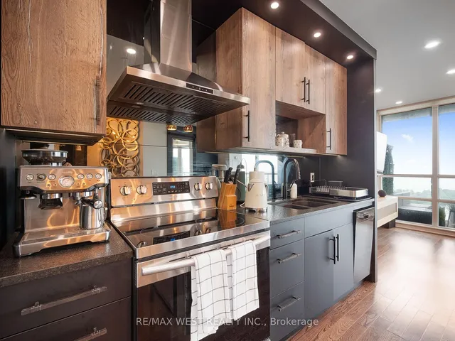 Additional image 16 of 2230 Lake Shore Blvd Unit 1808