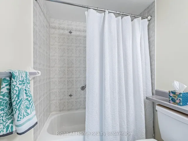 Additional image 11 of 2300 Parkhaven Blvd Unit 208