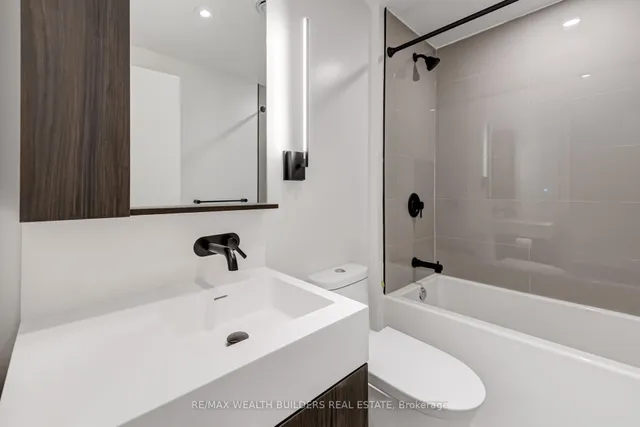 Additional image 9 of 117 Broadway Ave Unit 305