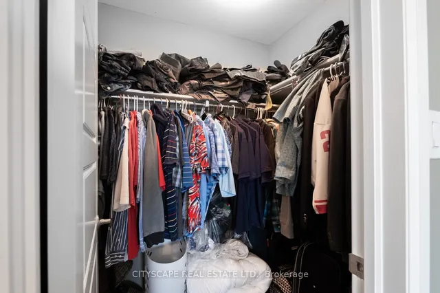 Additional image 38 of 765 Banks Cres