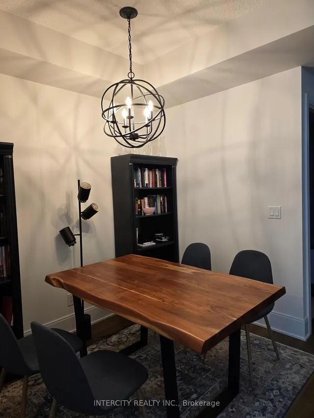 Additional image 10 of 70 Roehampton Ave Unit 1612