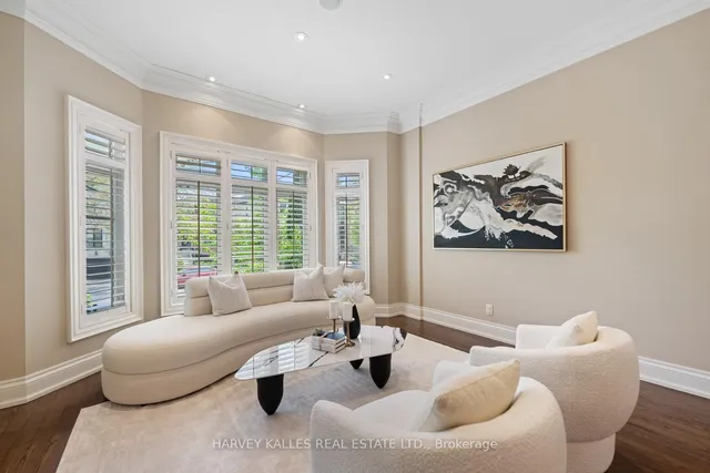 Additional image 5 of 538 Woburn Ave