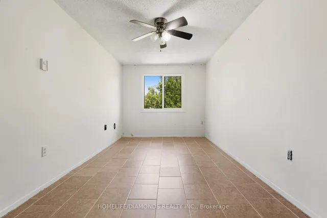 Additional image 27 of 262 KENORA Ave Unit 35