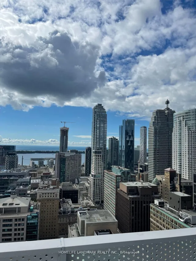 Additional image 12 of 20 Lombard St Unit 3703